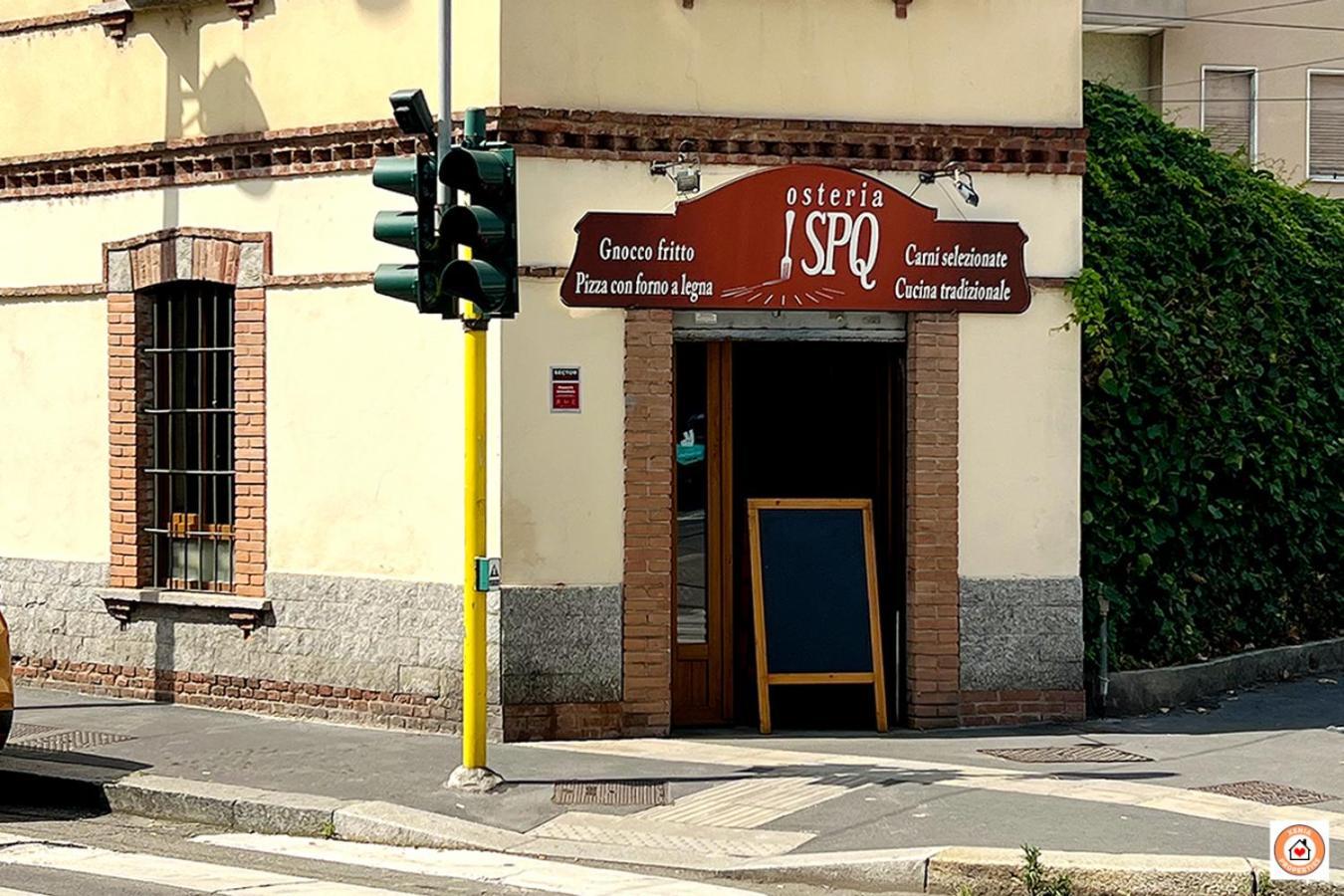 Appartement Borgo Milanese - Bocconi 15 Minuti Milaan